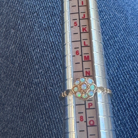 14k gold and opal vintage halo ring 7.5 - Picture 6 of 7